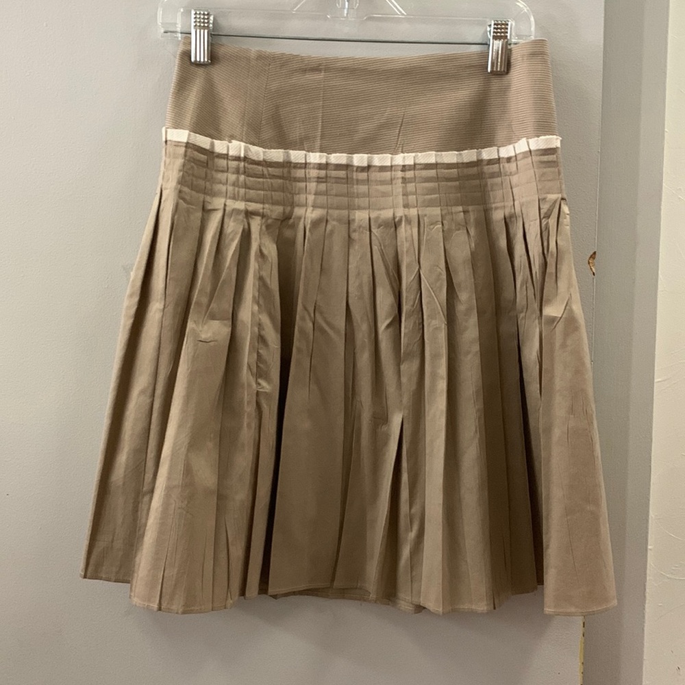 Cotelac pleated skirt